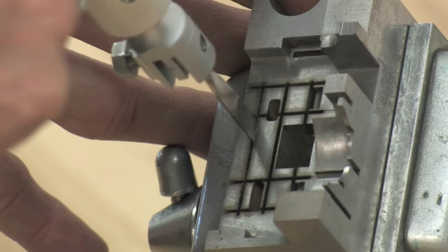 NLS-100往復(fù)式打磨機(jī) (1).png